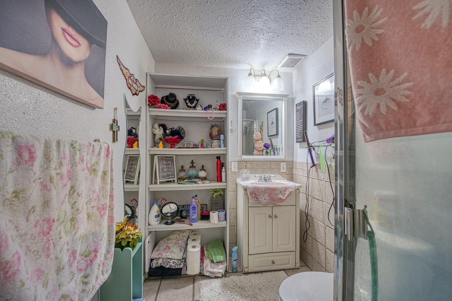 4340 W Judy Ave, Visalia, CA 93277