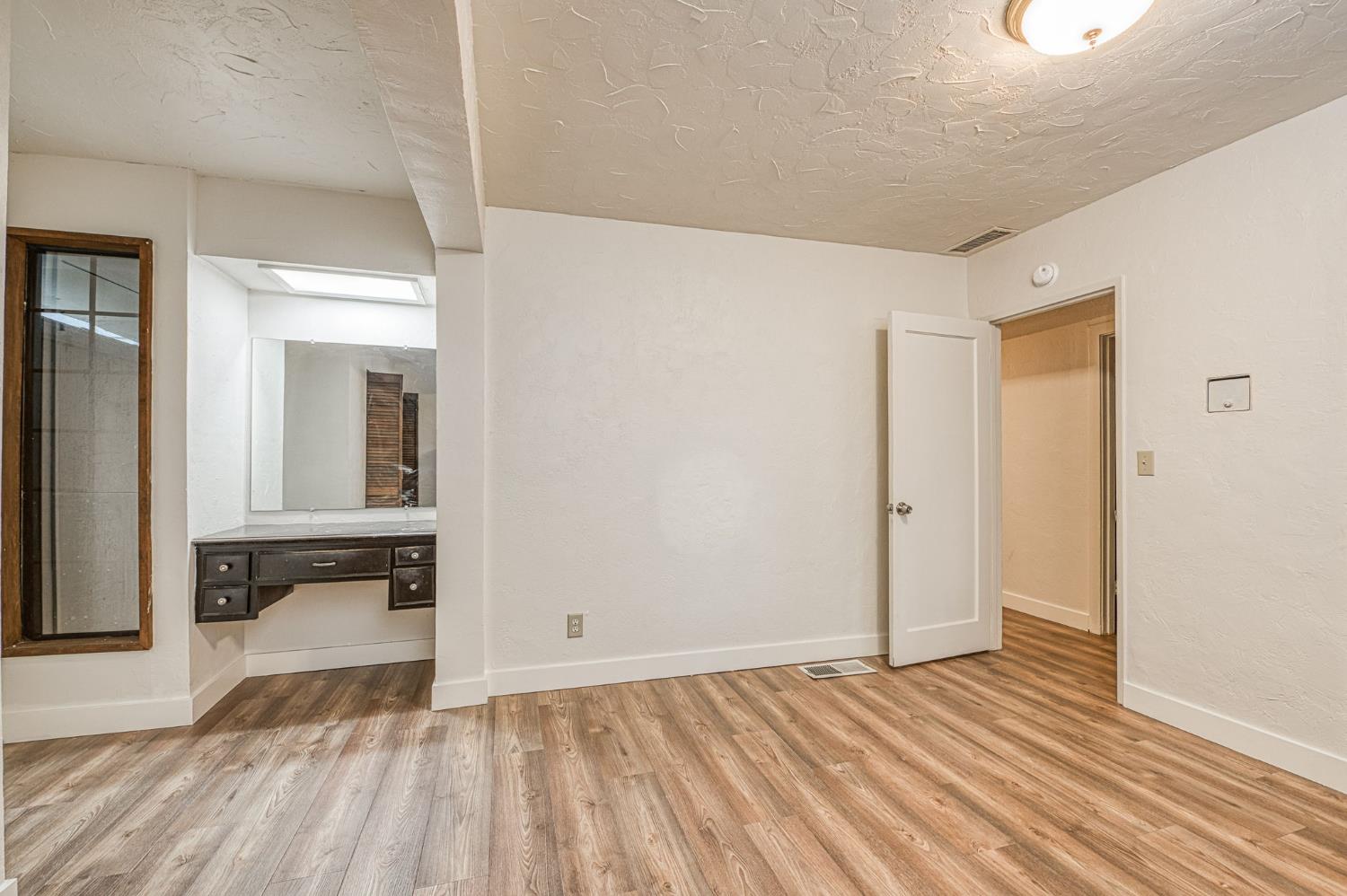 4340 W Judy Ave, Visalia, CA 93277