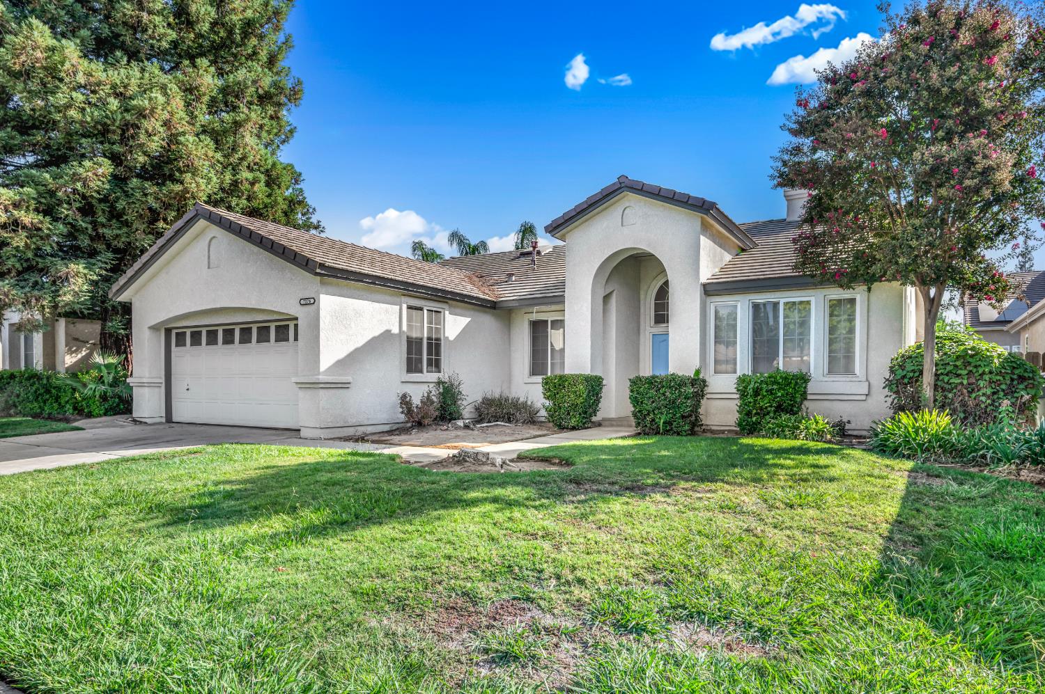 7276 N Gregory Ave, Fresno, CA 93722