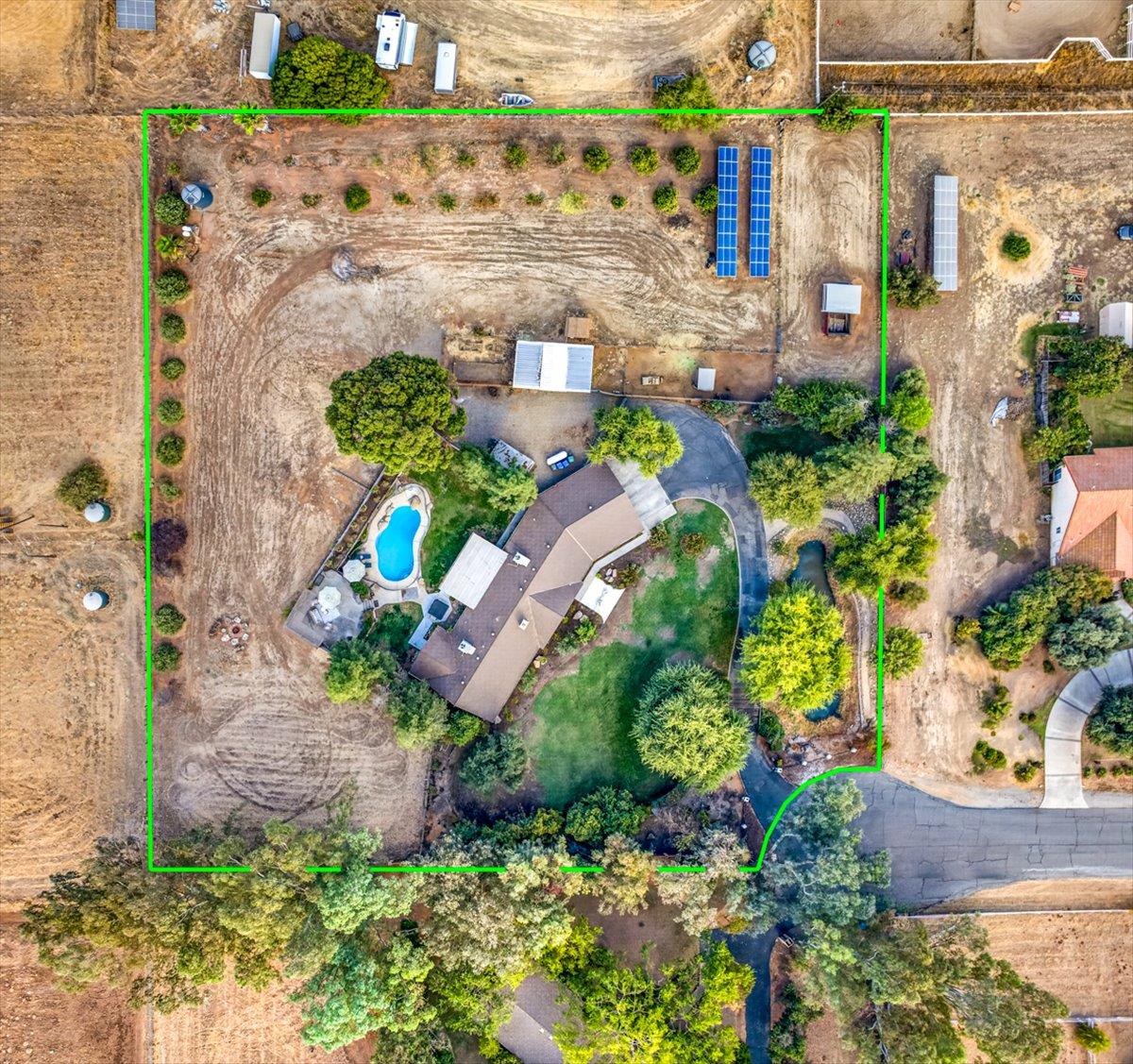 6668 Forrestal Ave, Clovis, CA 93619