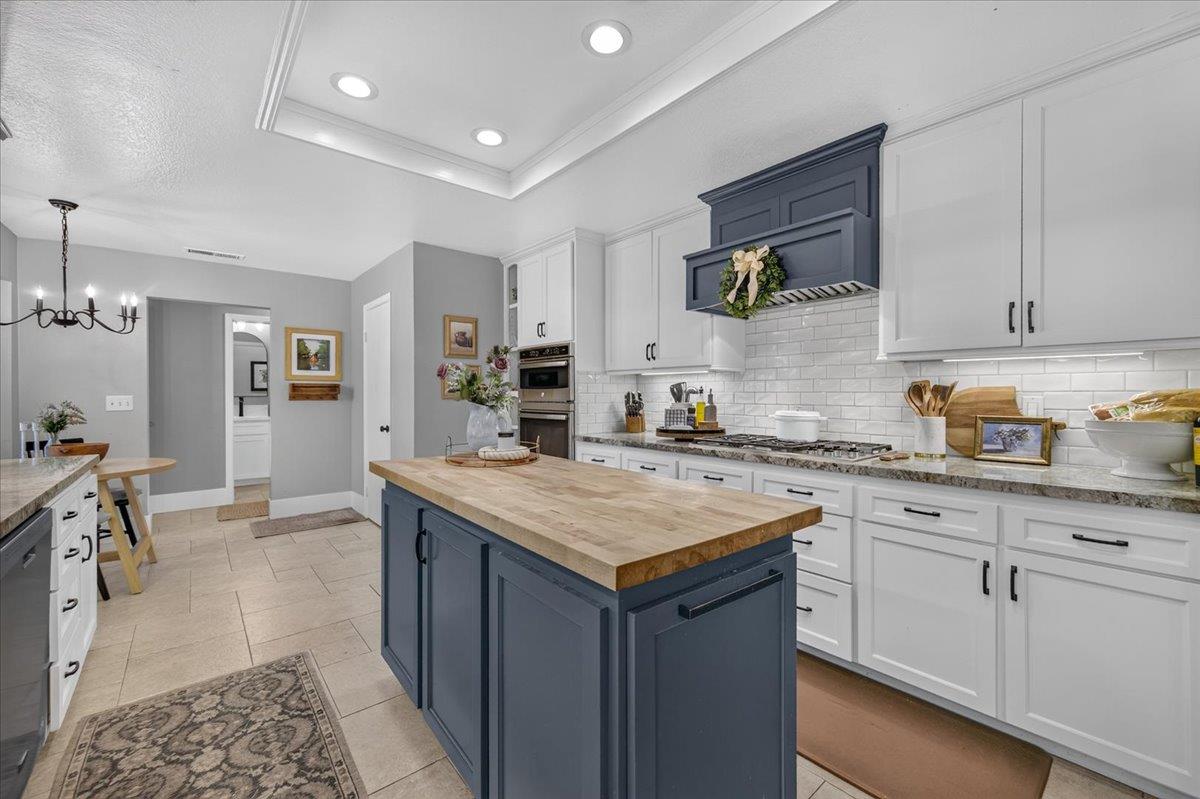 6668 Forrestal Ave, Clovis, CA 93619