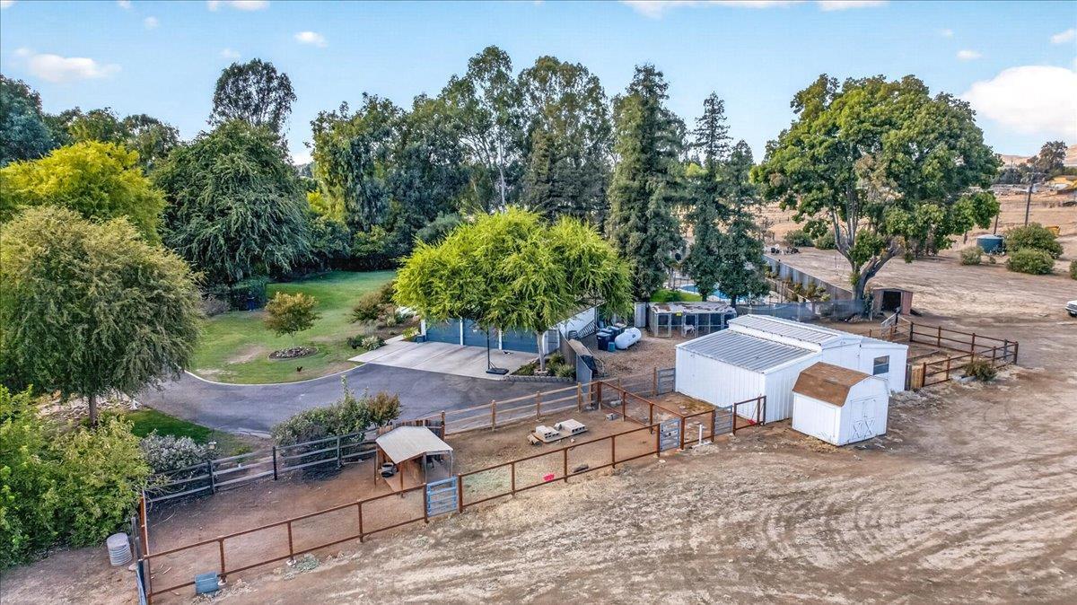 6668 Forrestal Ave, Clovis, CA 93619