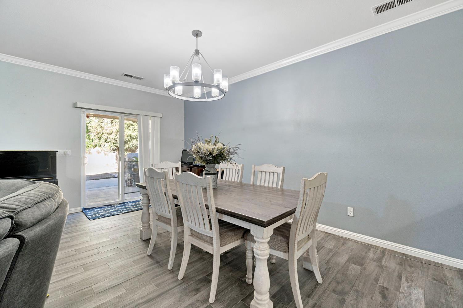 690 Carey Ave, Fowler, CA 93625