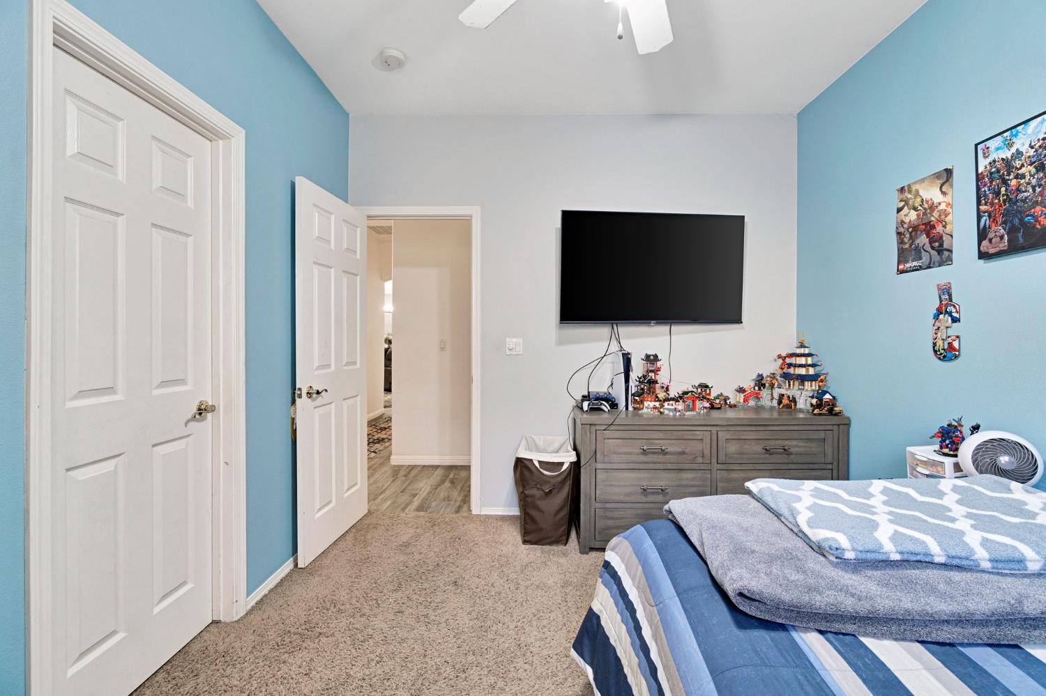 690 Carey Ave, Fowler, CA 93625