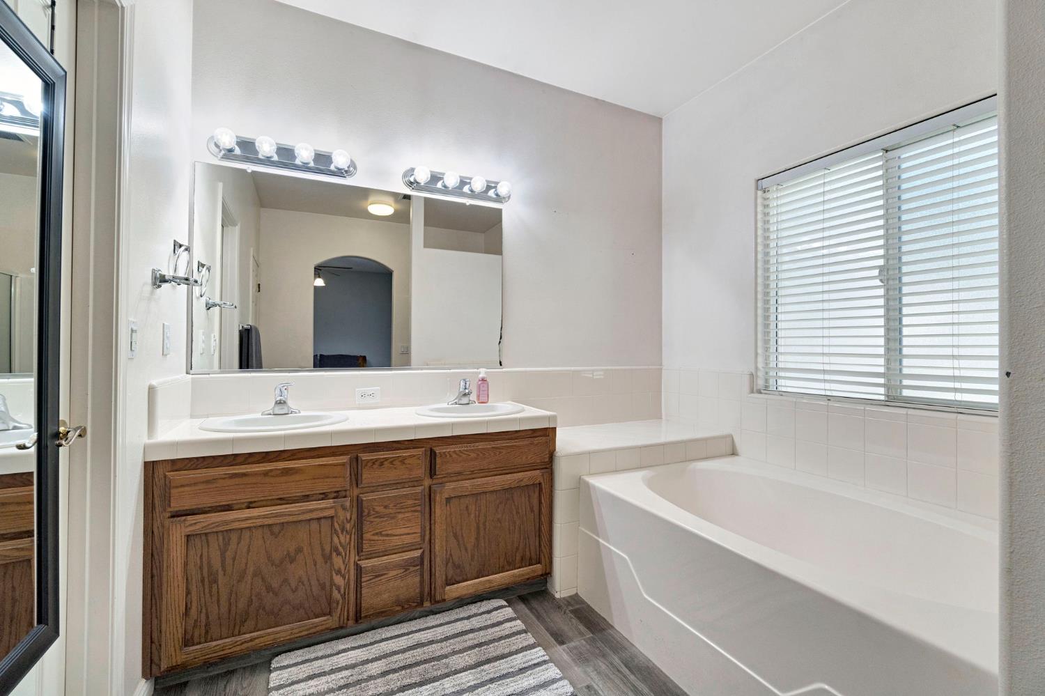 690 Carey Ave, Fowler, CA 93625