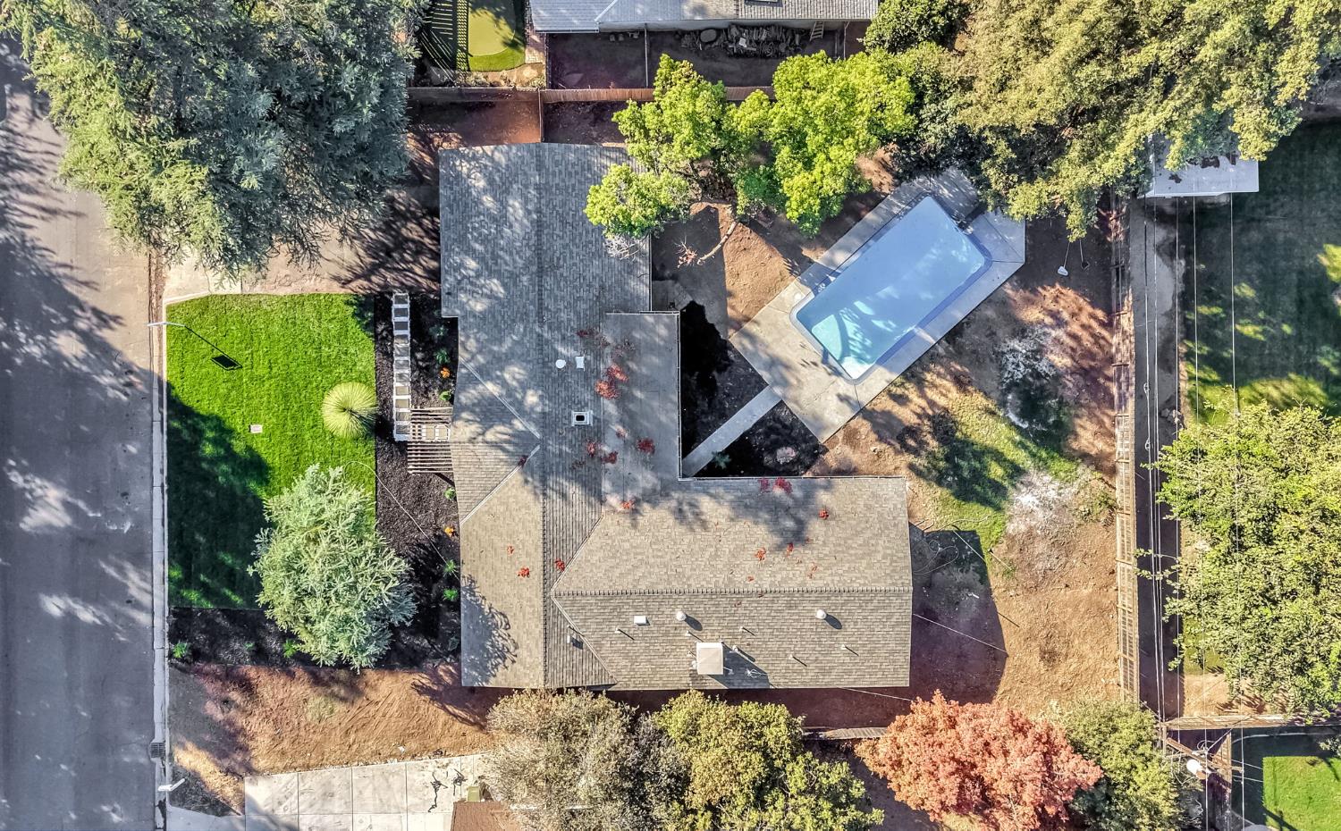 5493 N Roosevelt, Fresno, CA 93704