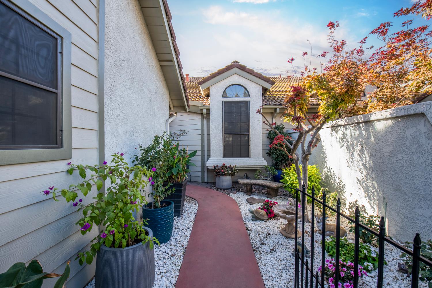 1229 W Bullard Ave #104, Fresno, CA 93711