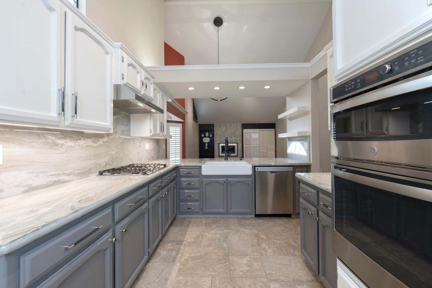 1229 W Bullard Ave #104, Fresno, CA 93711