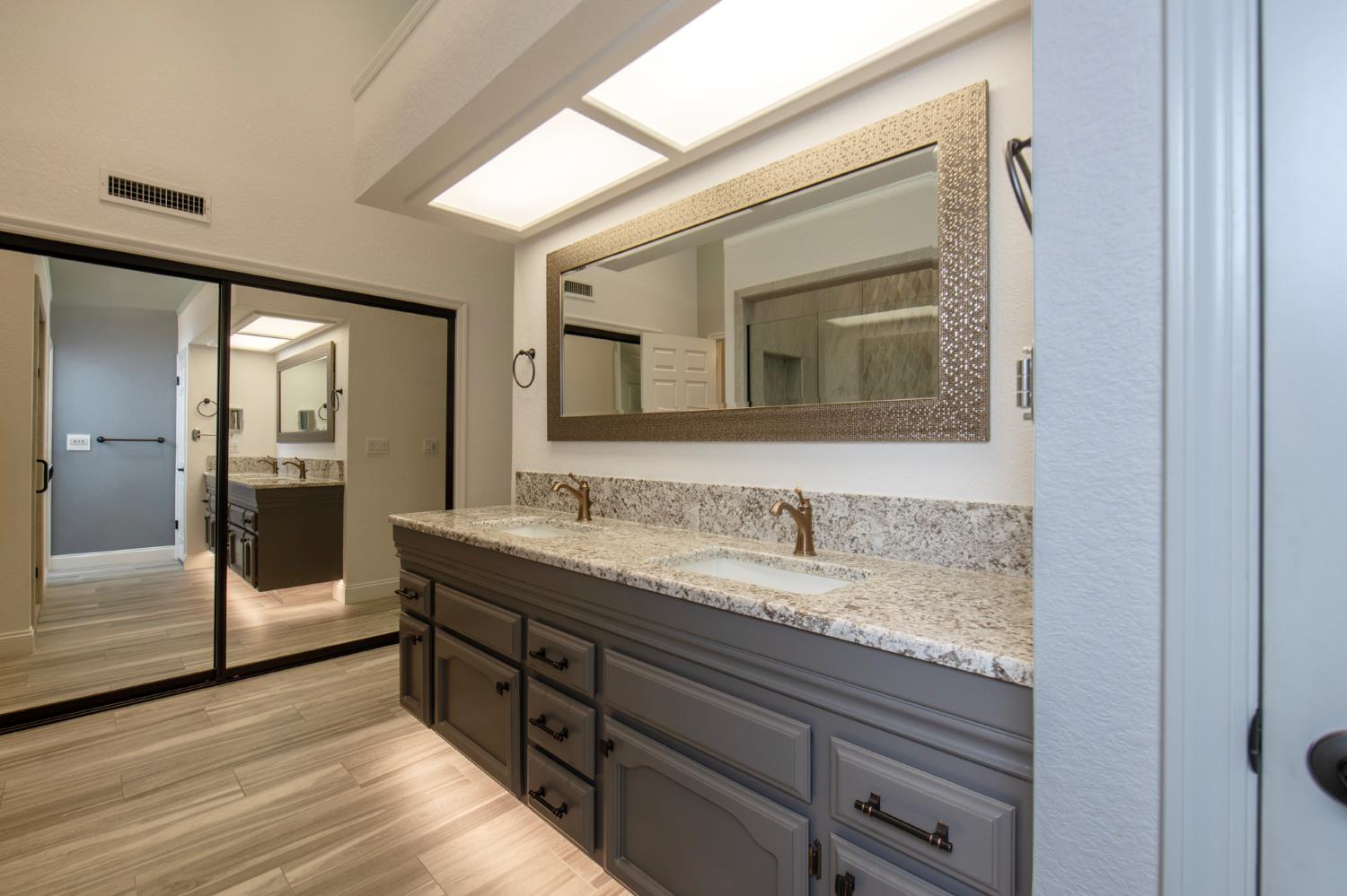 1229 W Bullard Ave #104, Fresno, CA 93711