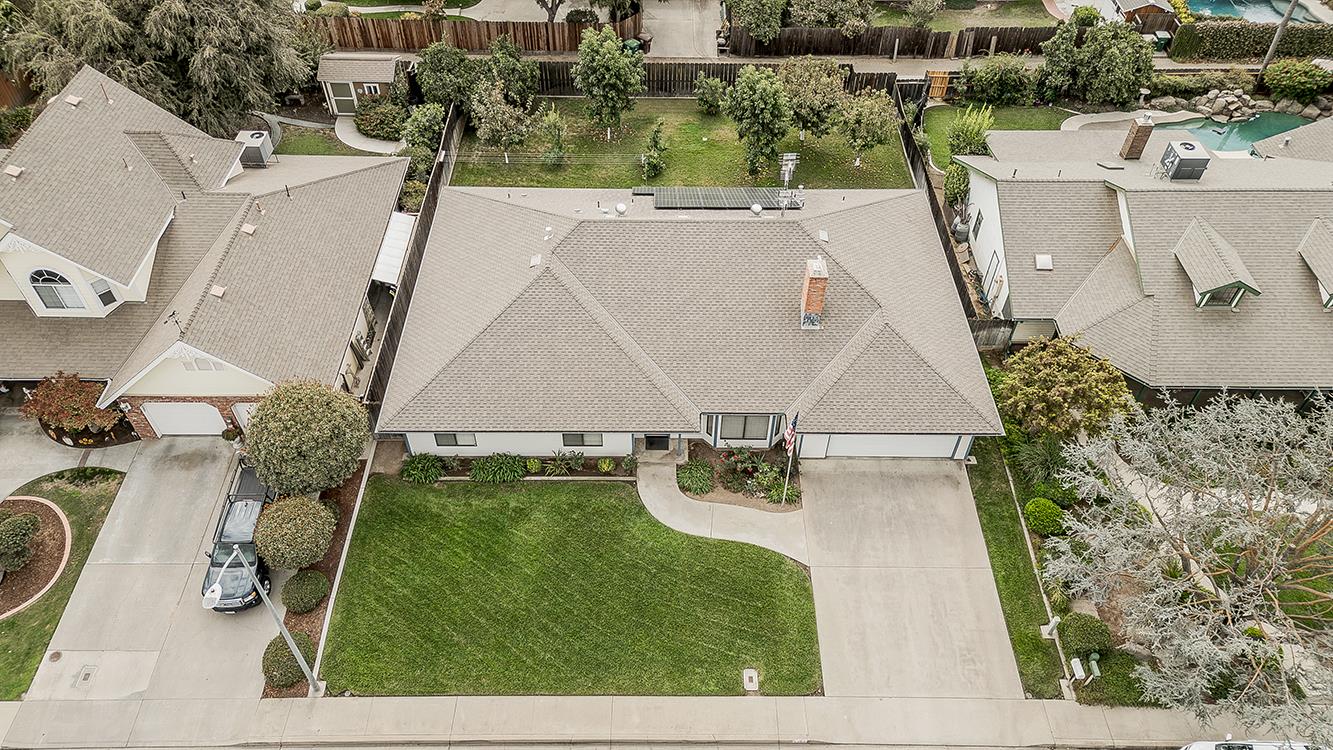 2360 Harold St, Kingsburg, CA 93631