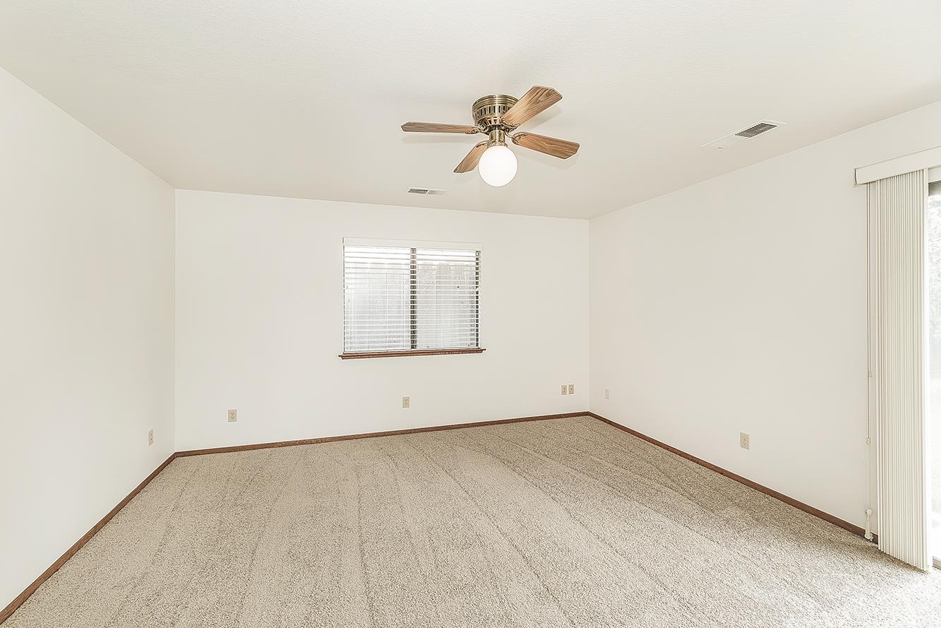 2360 Harold St, Kingsburg, CA 93631