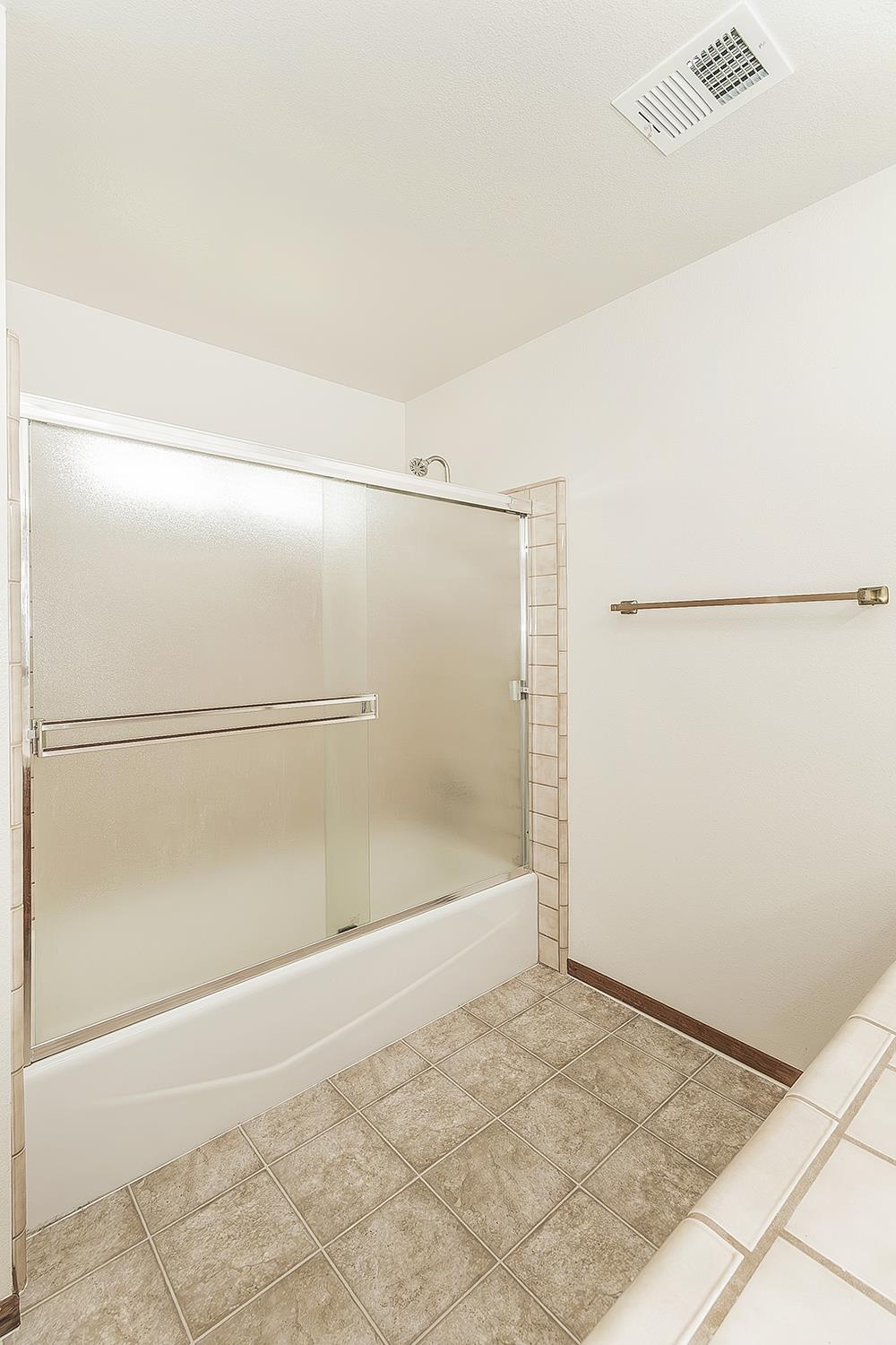 2360 Harold St, Kingsburg, CA 93631