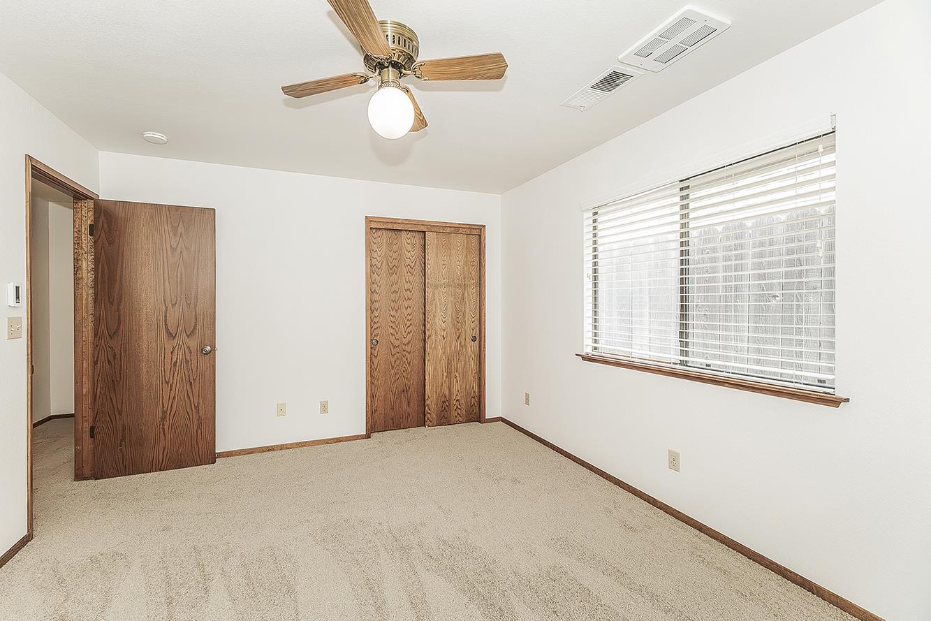 2360 Harold St, Kingsburg, CA 93631