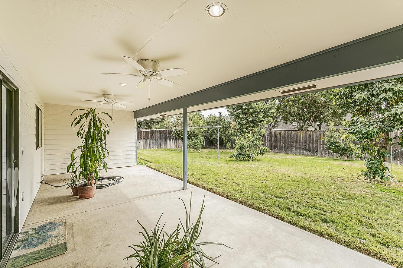 2360 Harold St, Kingsburg, CA 93631