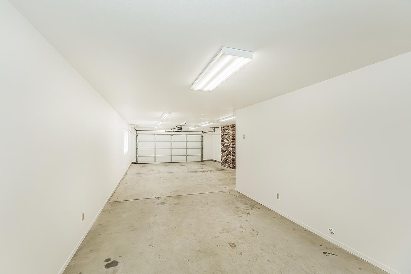2360 Harold St, Kingsburg, CA 93631