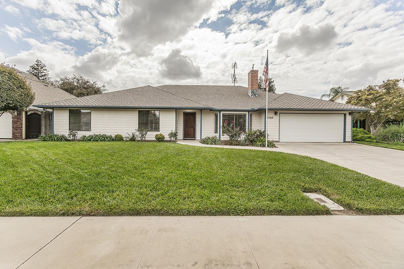 2360 Harold St, Kingsburg, CA 93631