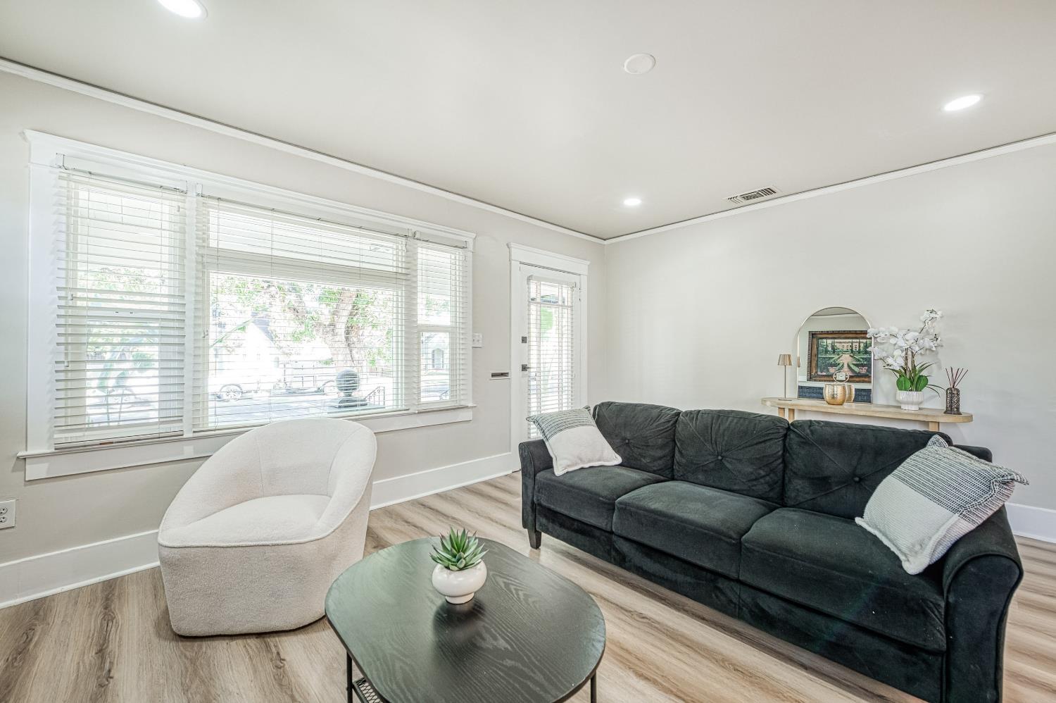 506 E Vassar, Fresno, CA 93704
