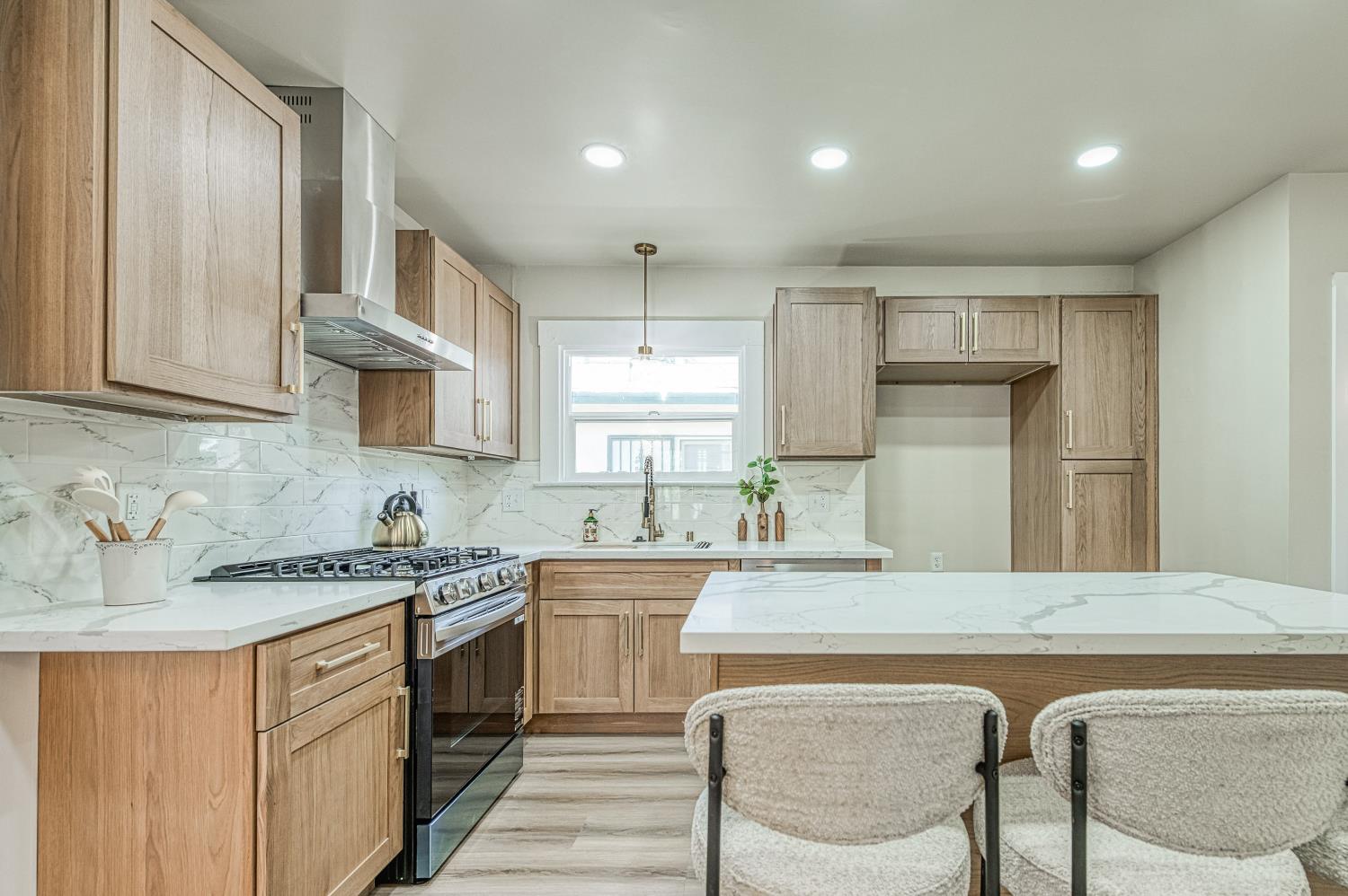 506 E Vassar, Fresno, CA 93704