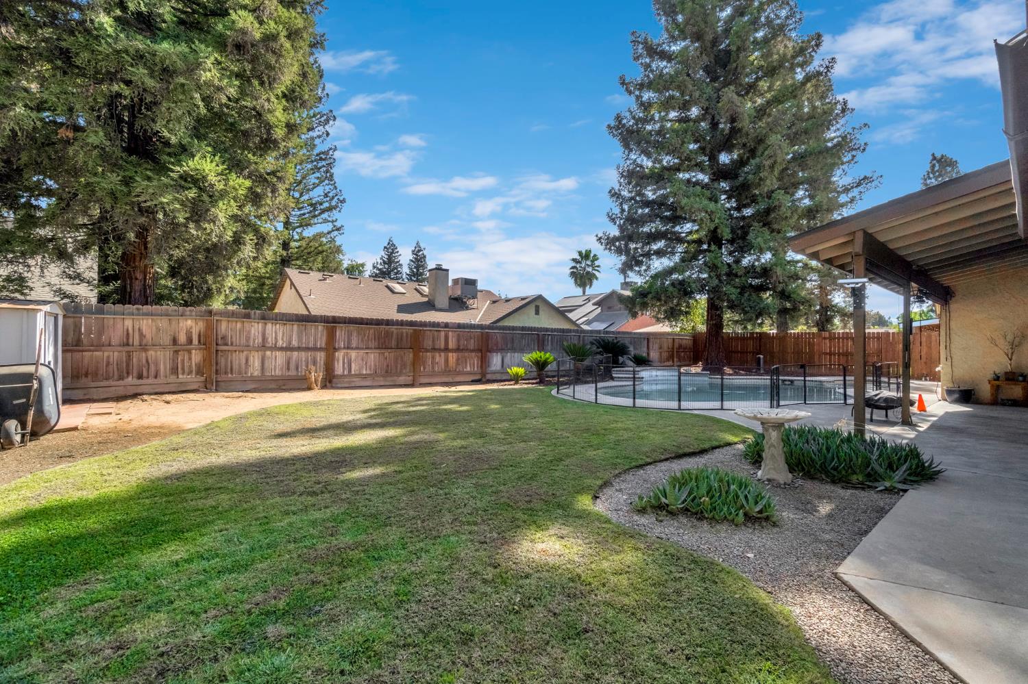 6426 N Fruit Ave, Fresno, CA 93711