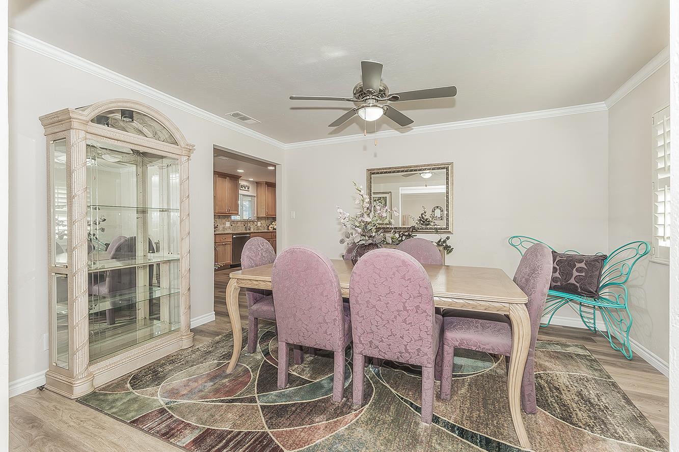 5478 Poinsetta Ave, Clovis, CA 93619