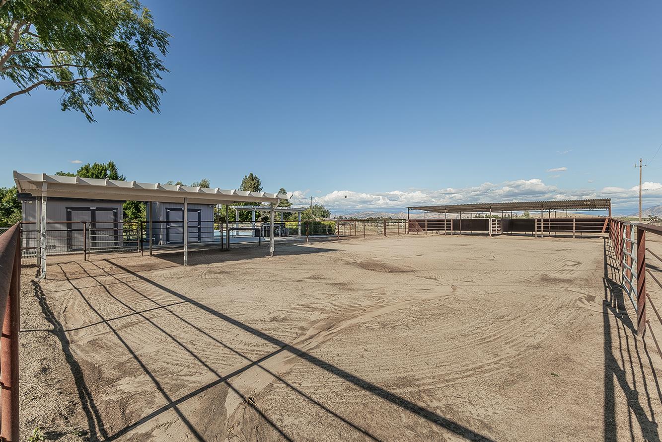 5478 Poinsetta Ave, Clovis, CA 93619
