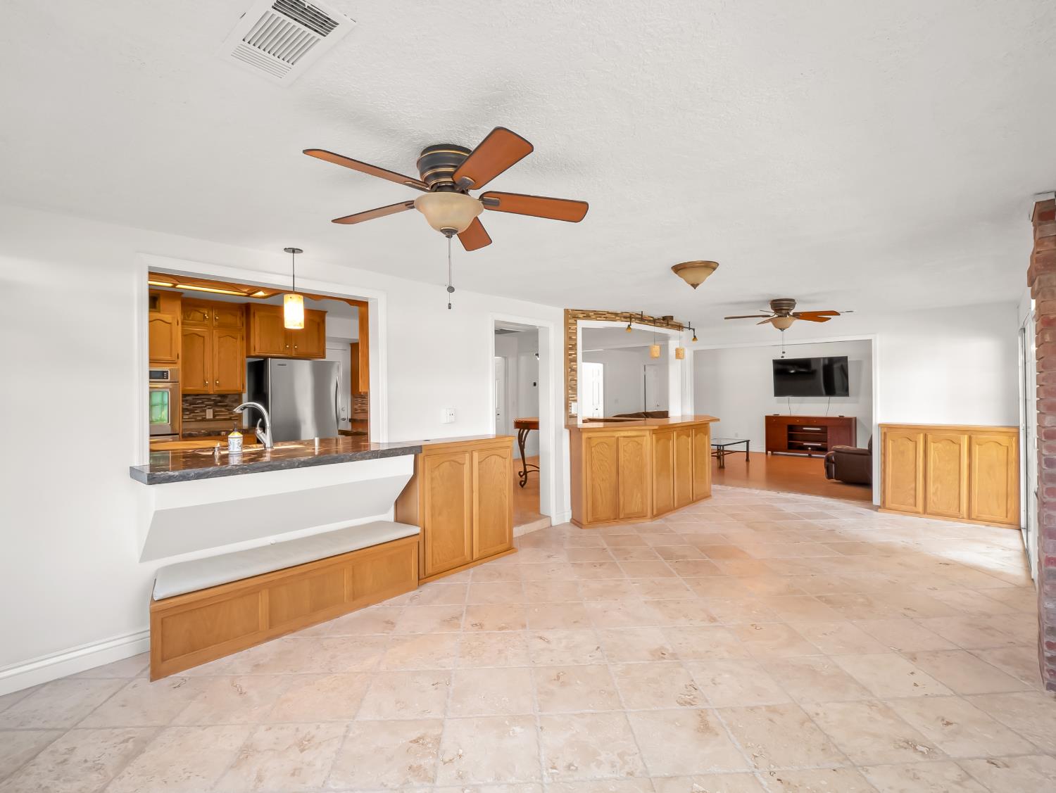 2455 Trevor Ct, Madera, CA 93637