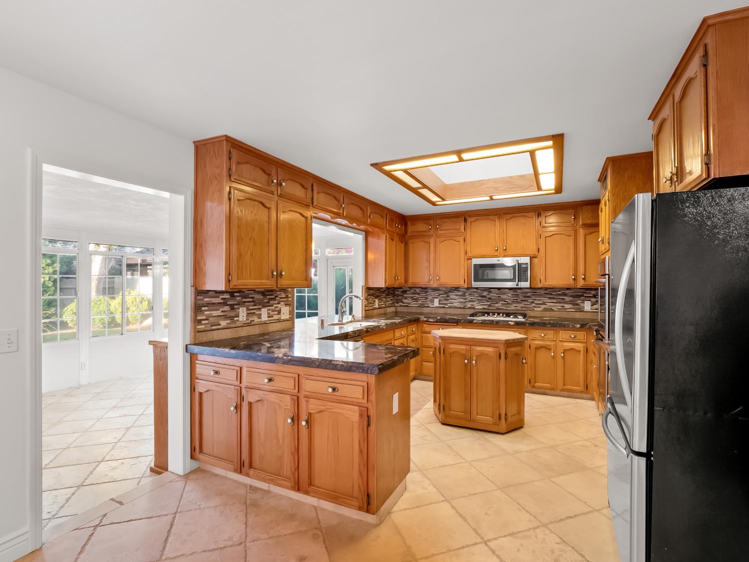 2455 Trevor Ct, Madera, CA 93637