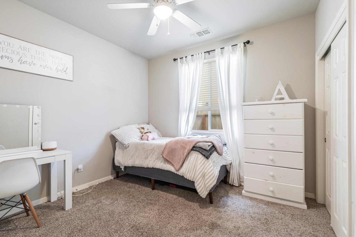 3571 Encino, Clovis, CA 93619
