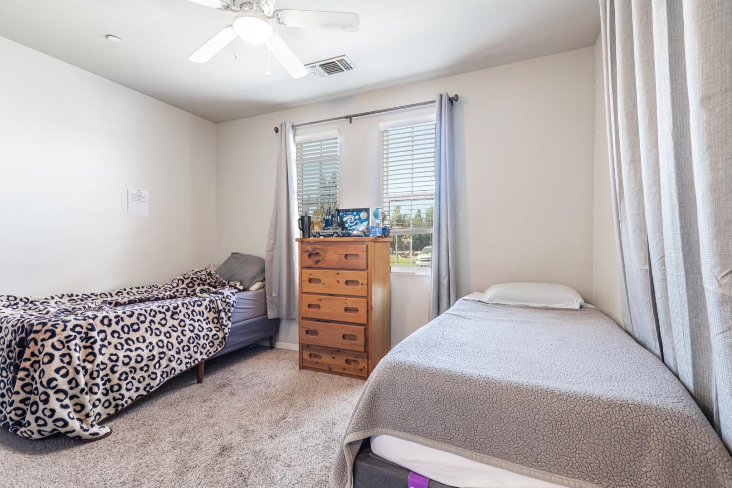 3571 Encino, Clovis, CA 93619