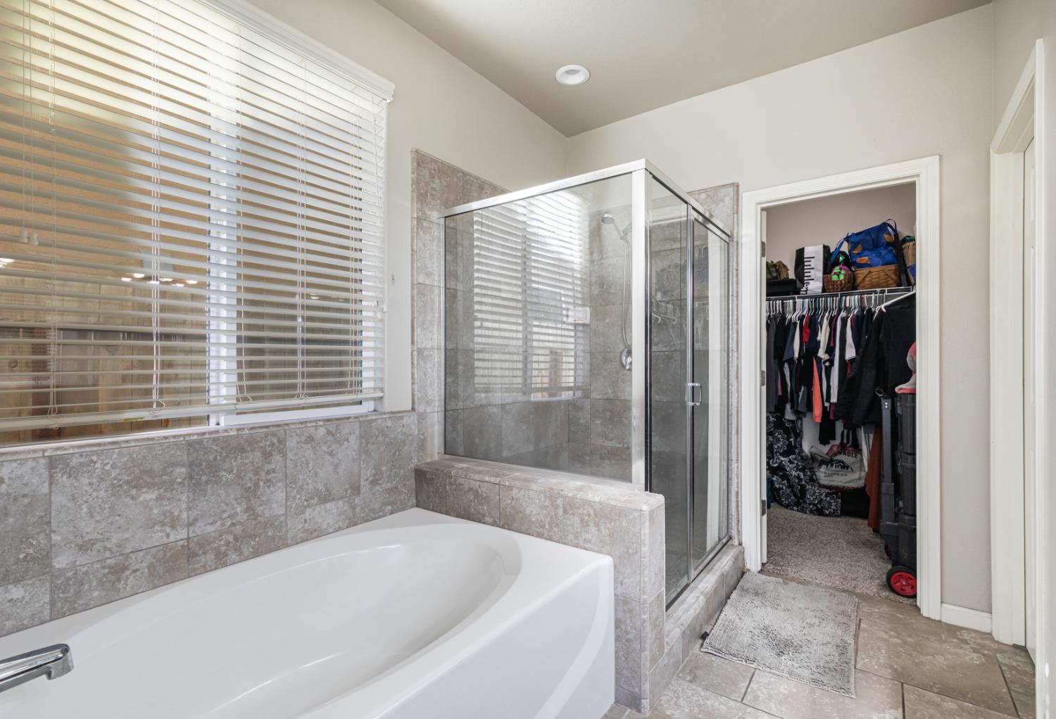 3571 Encino, Clovis, CA 93619