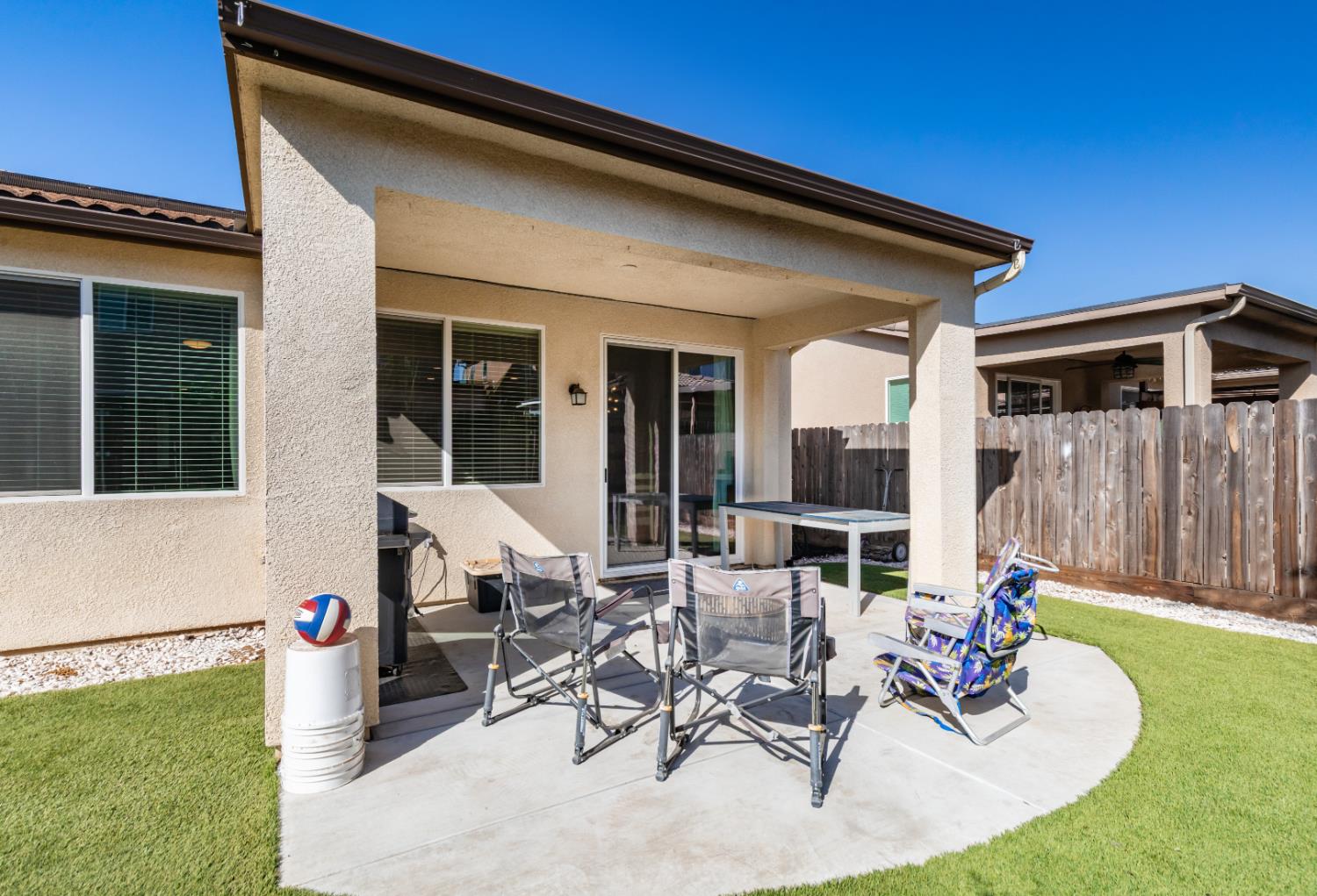 3571 Encino, Clovis, CA 93619