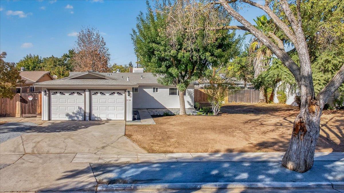 3130 W Swift Ave, Fresno, CA 93722