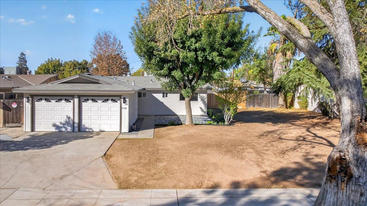 3130 W Swift Ave, Fresno, CA 93722