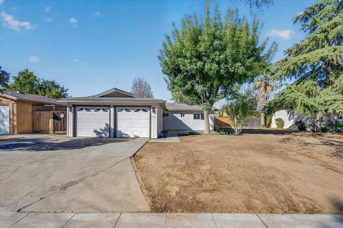3130 W Swift Ave, Fresno, CA 93722
