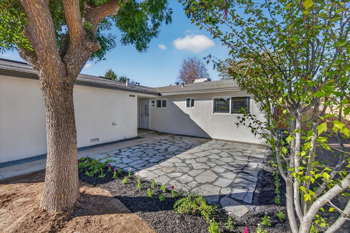 3130 W Swift Ave, Fresno, CA 93722