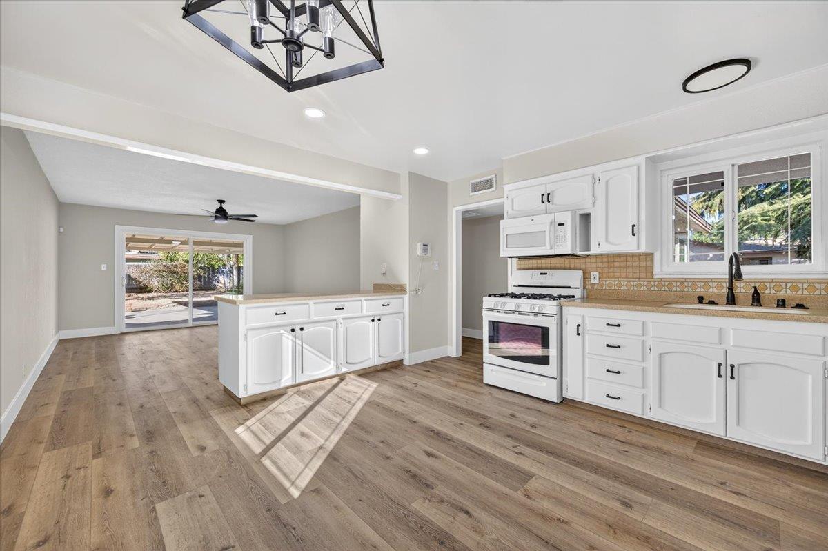 3130 W Swift Ave, Fresno, CA 93722