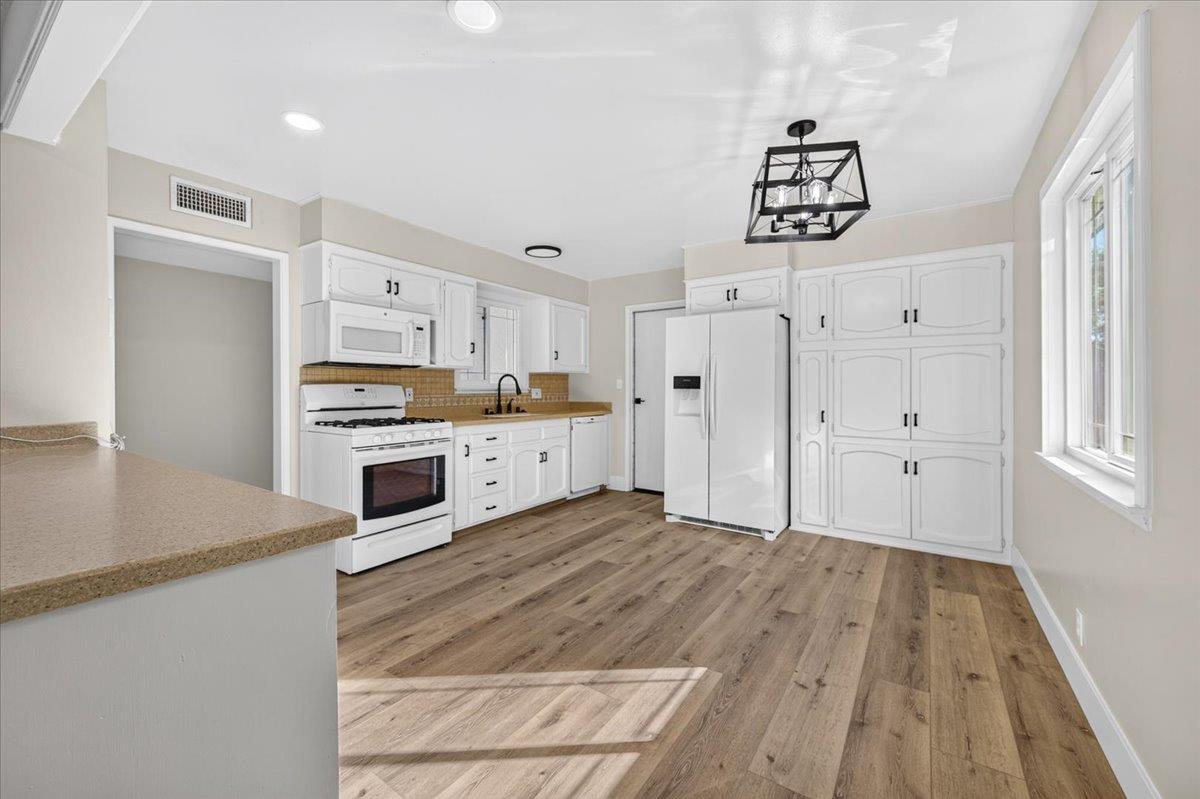 3130 W Swift Ave, Fresno, CA 93722