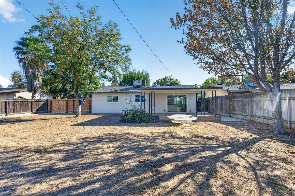 3130 W Swift Ave, Fresno, CA 93722