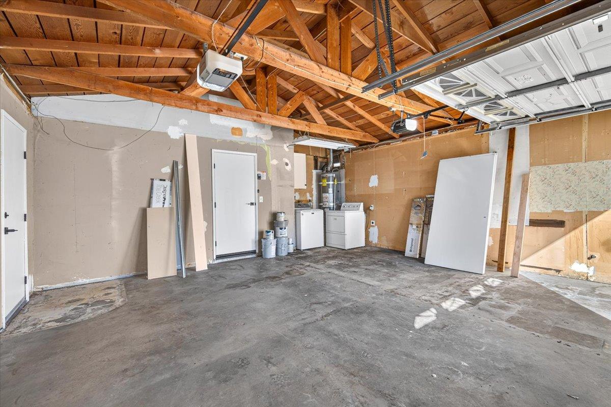 3130 W Swift Ave, Fresno, CA 93722