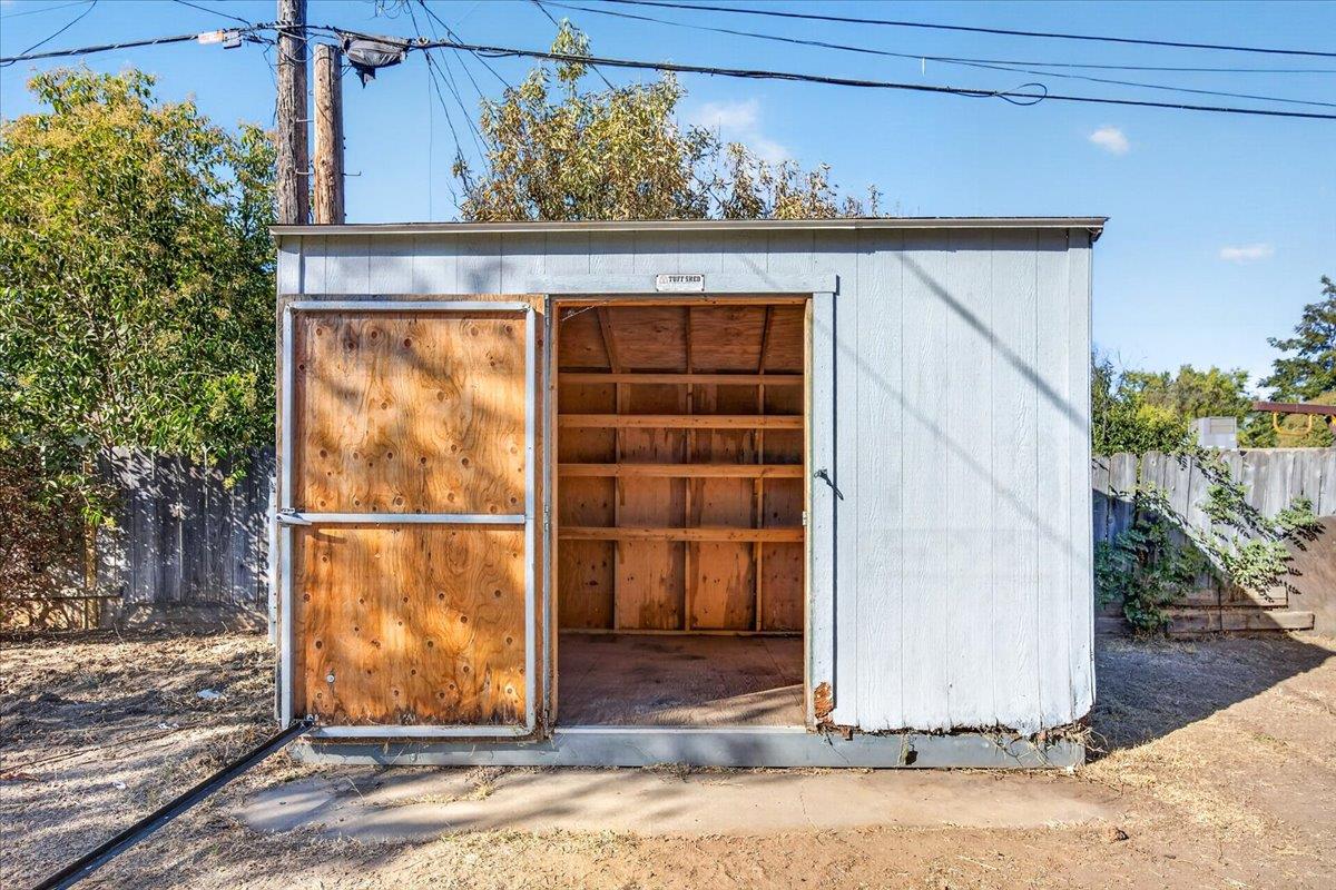 3130 W Swift Ave, Fresno, CA 93722