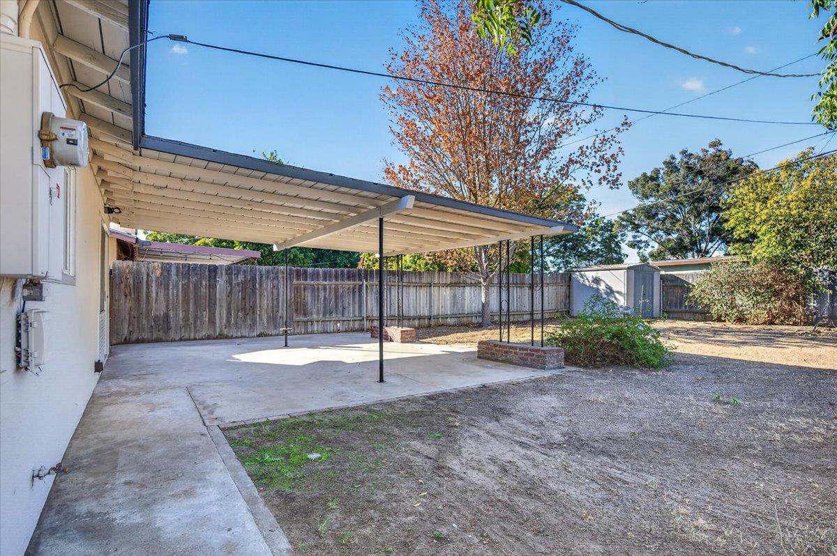3130 W Swift Ave, Fresno, CA 93722