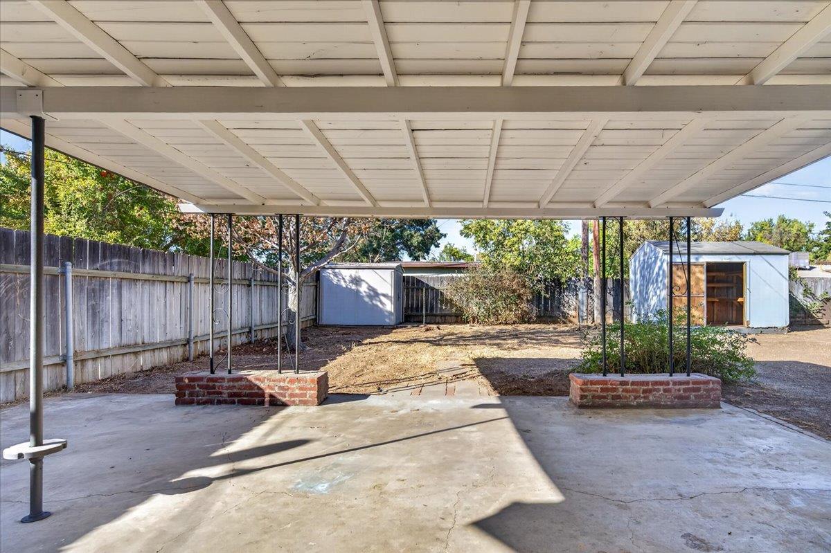3130 W Swift Ave, Fresno, CA 93722