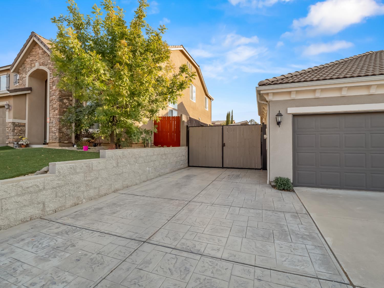21262 Lago Bello Ln, Friant, CA 93626