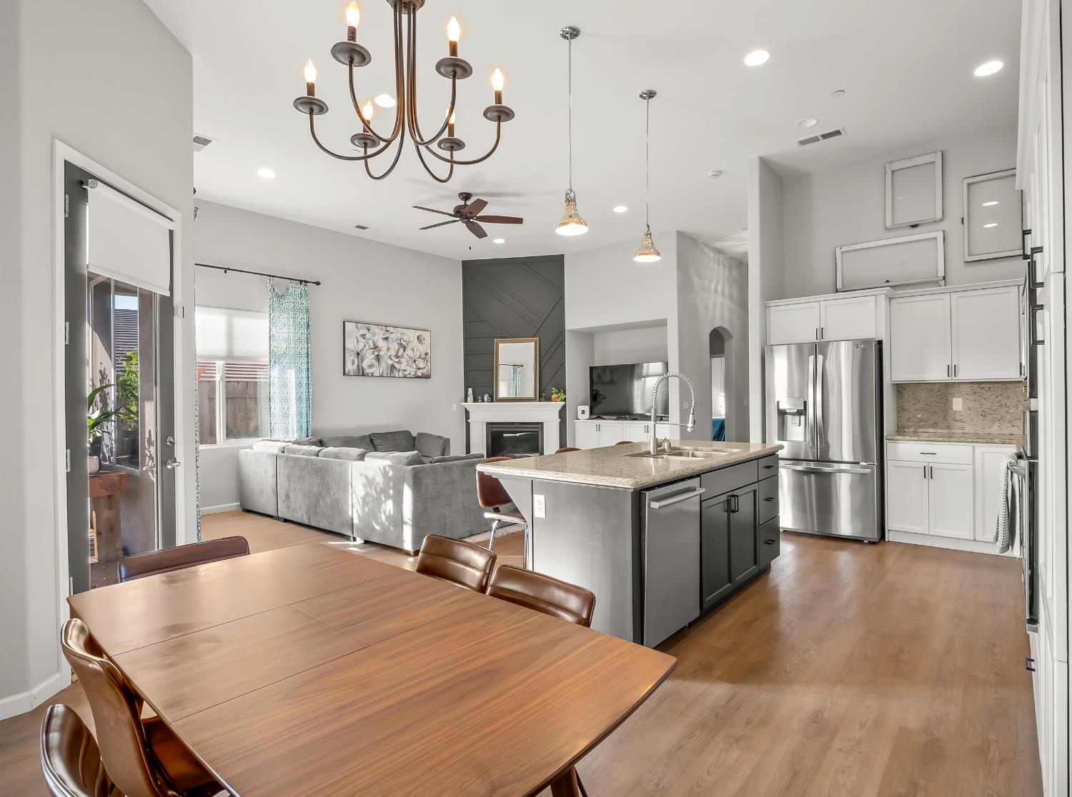 21262 Lago Bello Ln, Friant, CA 93626
