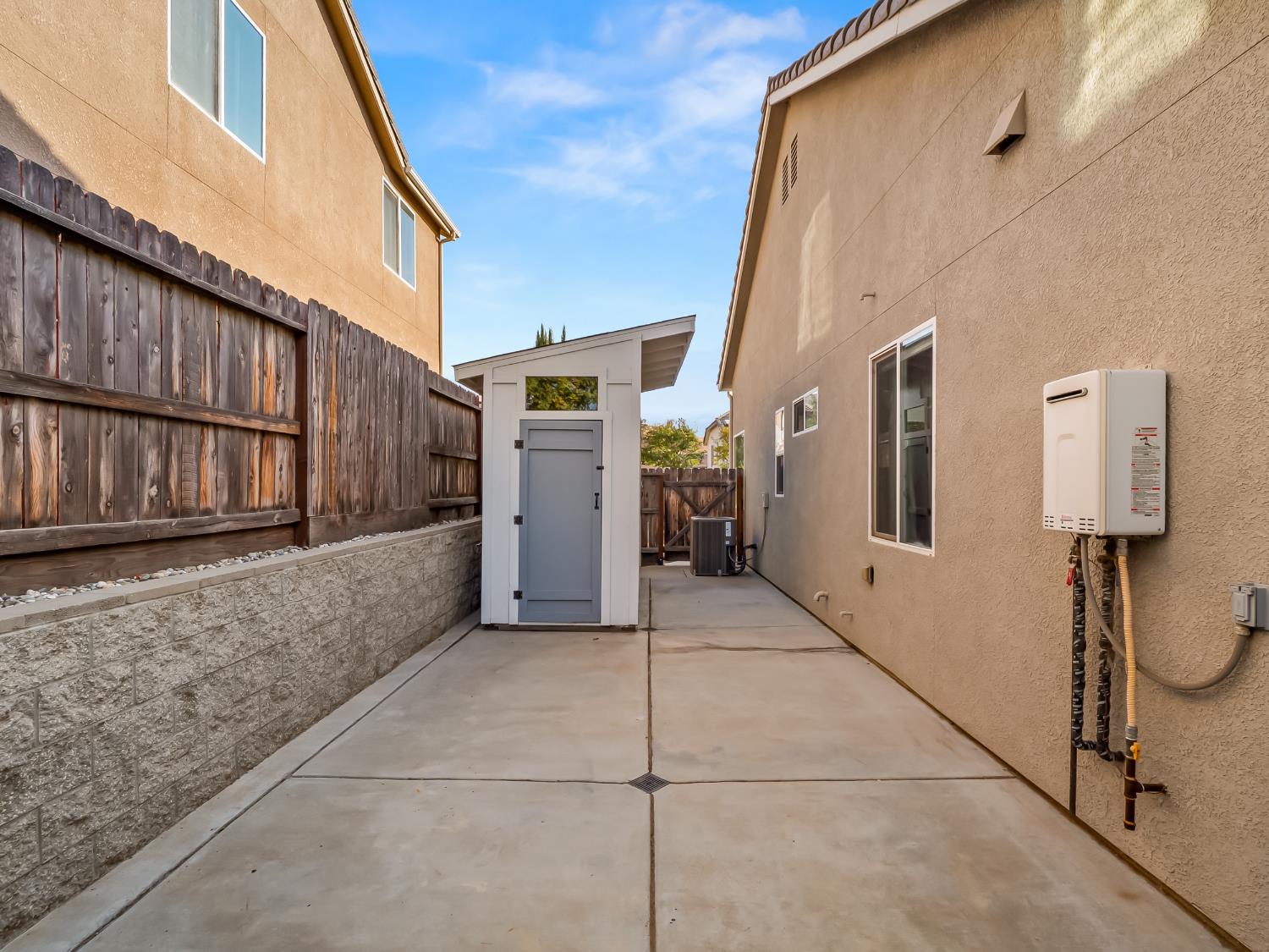 21262 Lago Bello Ln, Friant, CA 93626