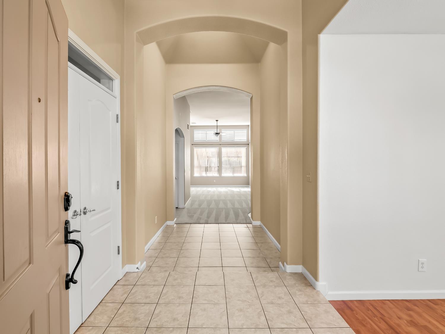 6229 W Alluvial Ave, Fresno, CA 93722