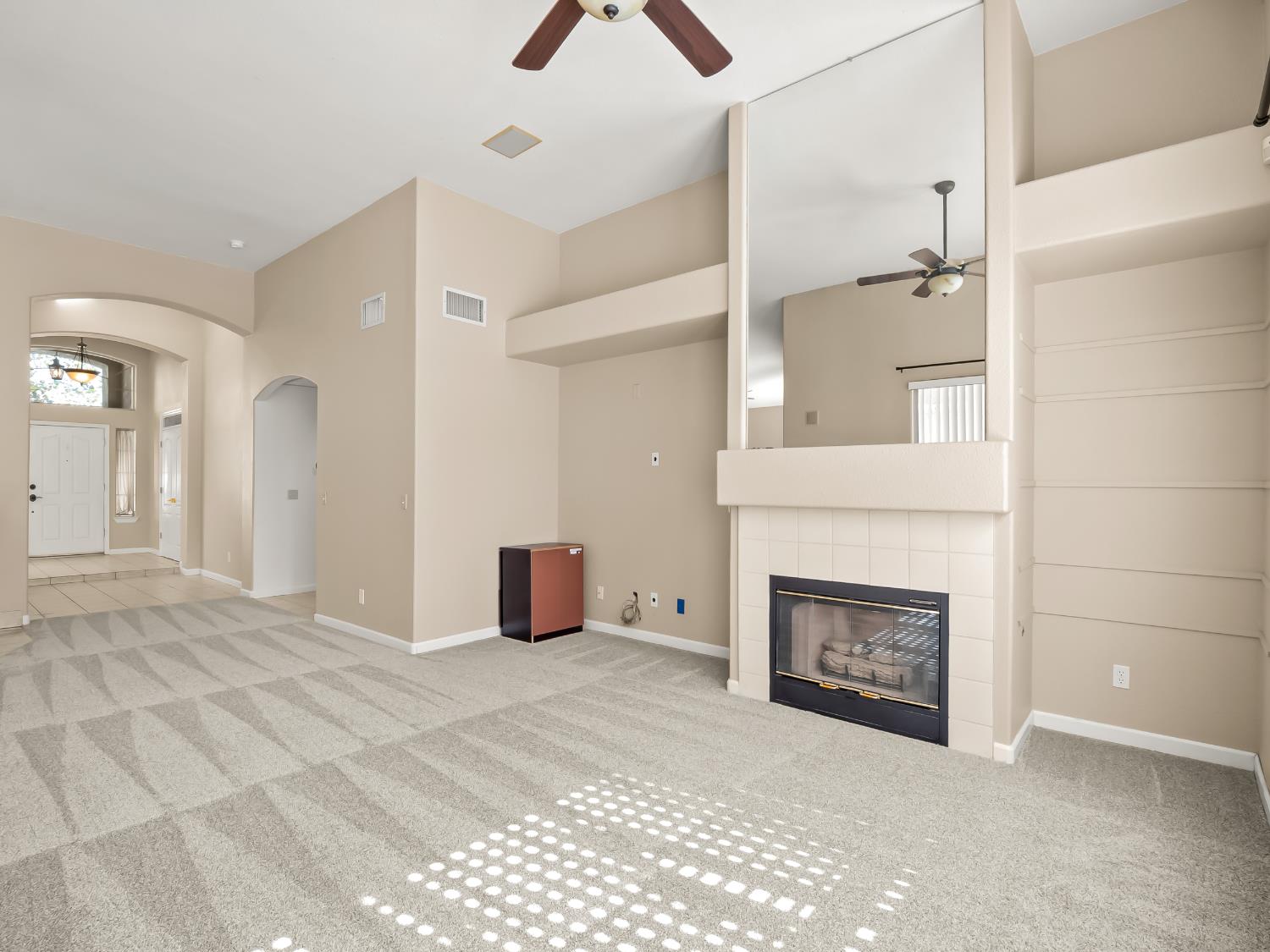 6229 W Alluvial Ave, Fresno, CA 93722