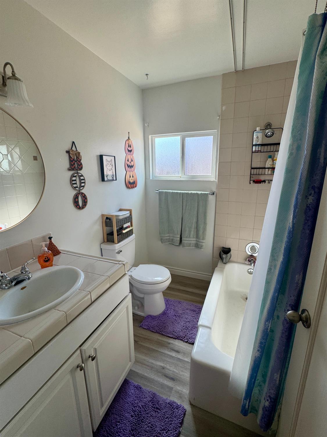 4774 E Hammond Ave, Fresno, CA 93703