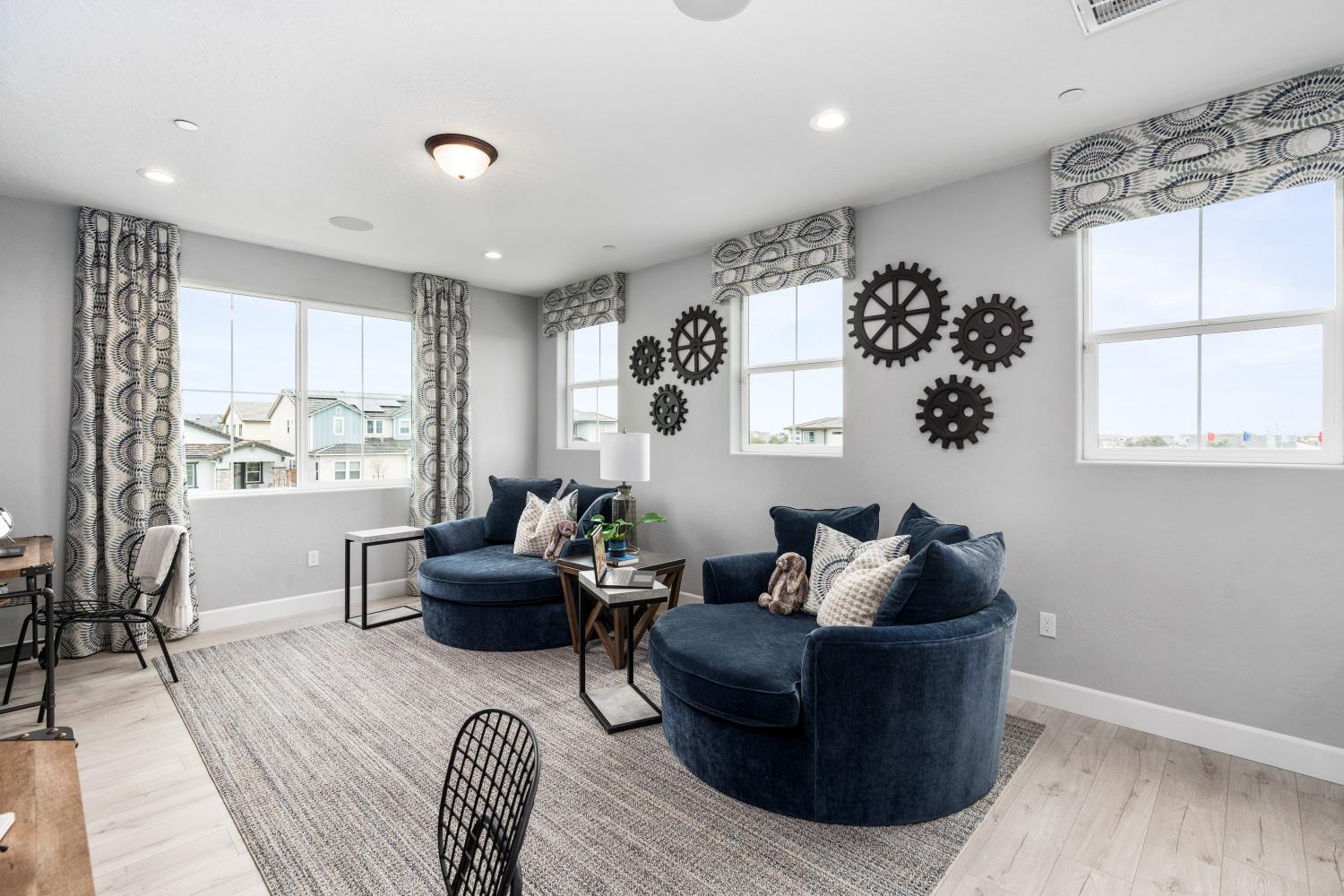 974 Dana Ln W, Madera, CA 93636