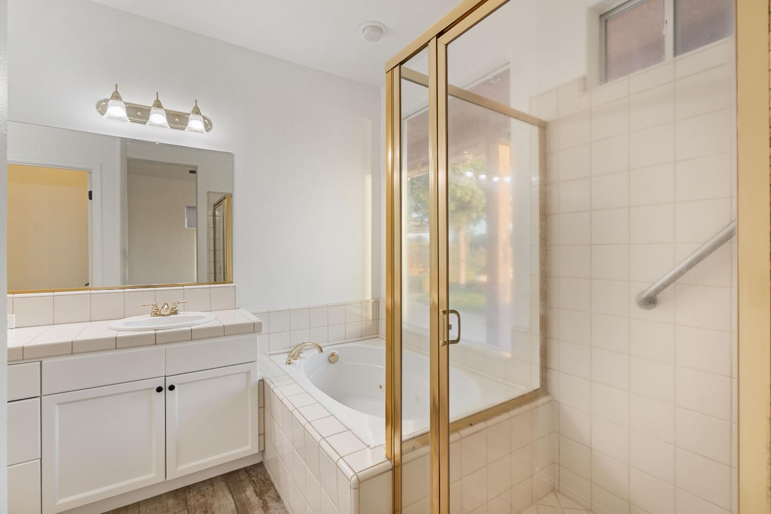 10873 E Clearwater Way, Clovis, CA 93619